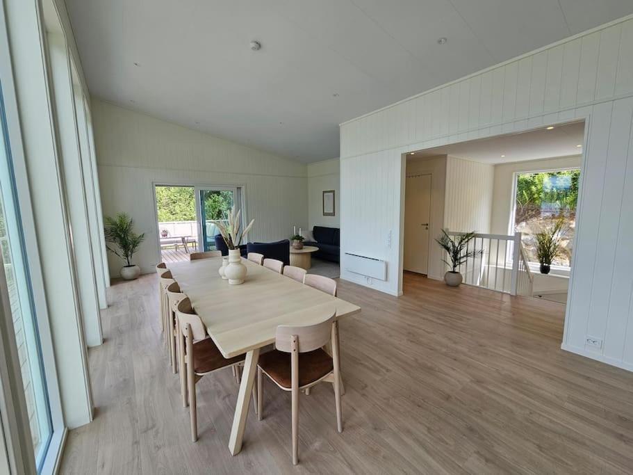 Modern With Panorama View * Olden