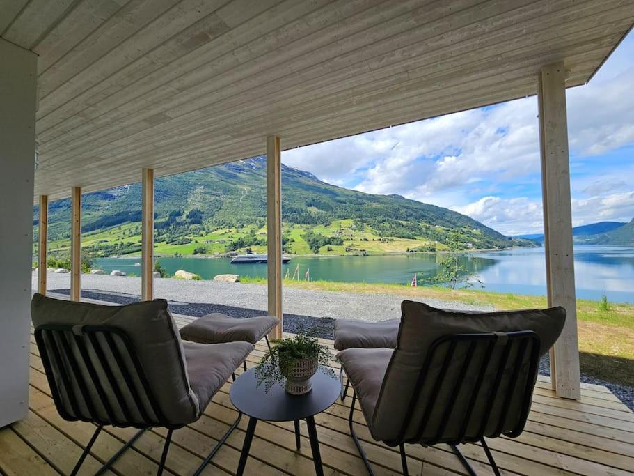 Modern With Panorama View * Olden